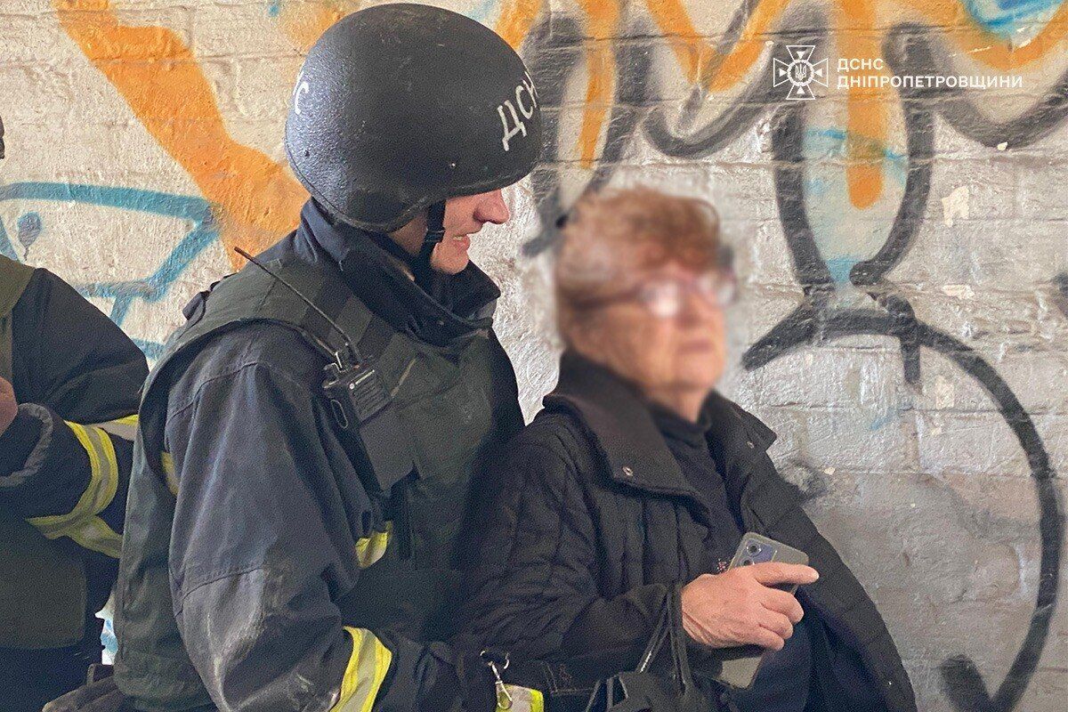 Росія вдарила по Дніпру: пошкоджено багатоповерхівку, кількість постраждалих зросла. Фото і відео