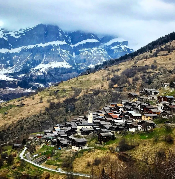 Швейцария предоставит более €27 тысяч за переезд туда: куда именно и какие условия