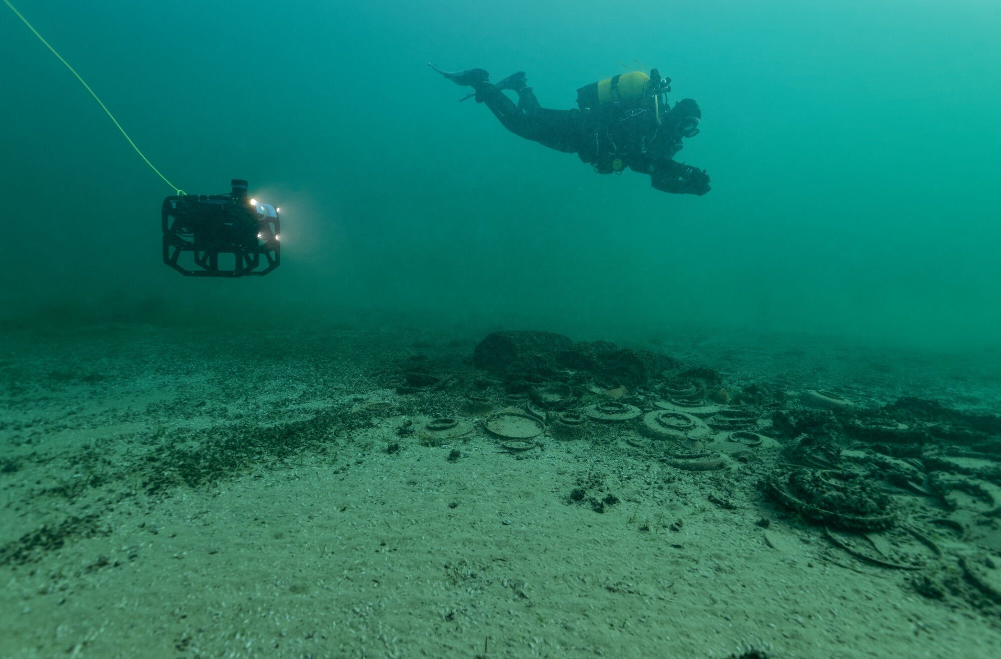В Швейцарии в озере нашли древнеримские сокровища: масштабы впечатляют. Фото