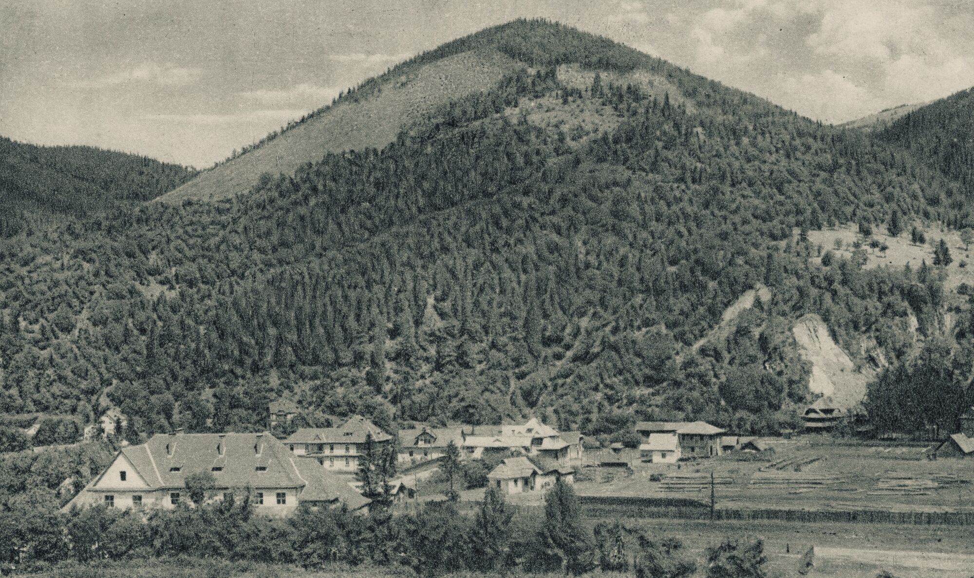 Яким був Татарів багато років тому: архівні фото