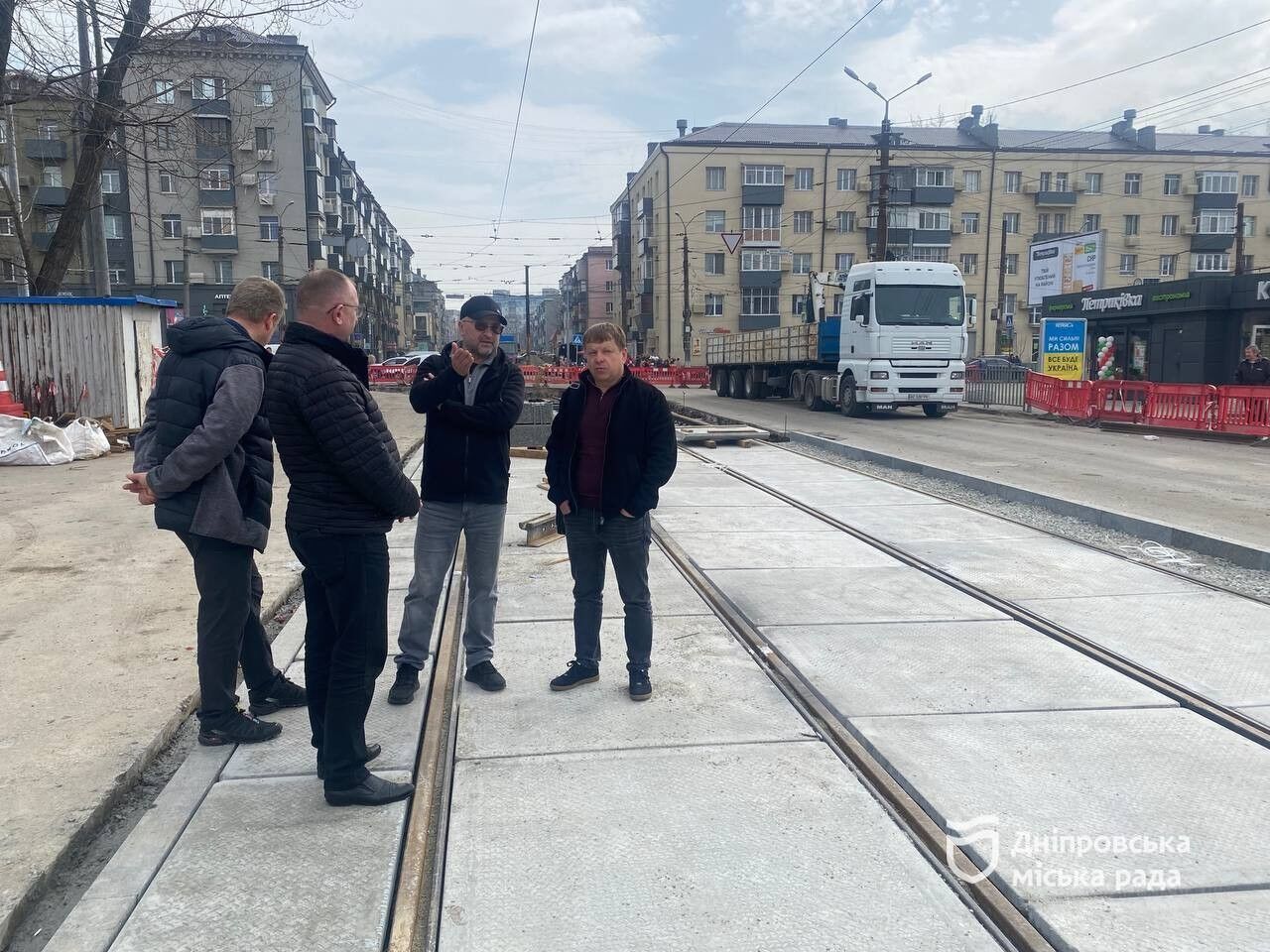 В Днепре проводят комплексный ремонт трамвайной инфраструктуры