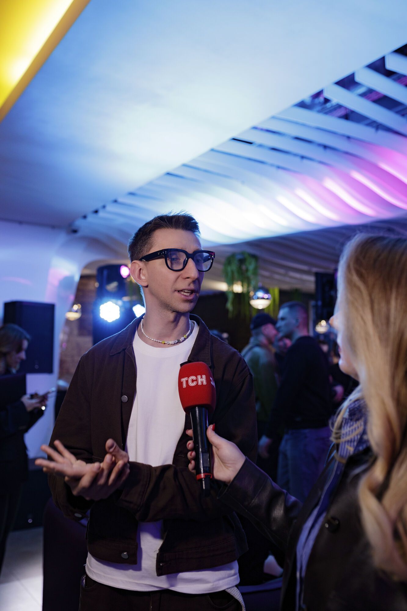 "Скамер": у Києві відбулася закрита прем’єра кримінальної драми про ціну швидких рішень