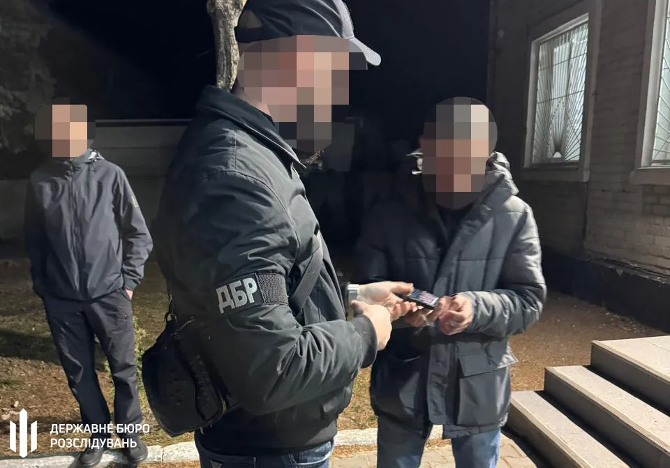 На Волыни работники ТЦК сломали кость 60-летнему мужчине и применили электрошокер: задержан чиновник. Фото