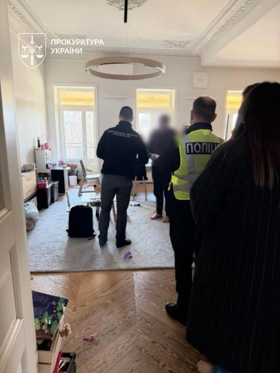 Правоохранители провели 26 обысков