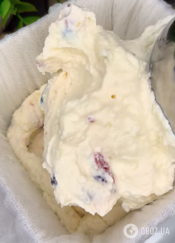 Вкусная творожная паска с сухофруктами: делимся легким рецептом