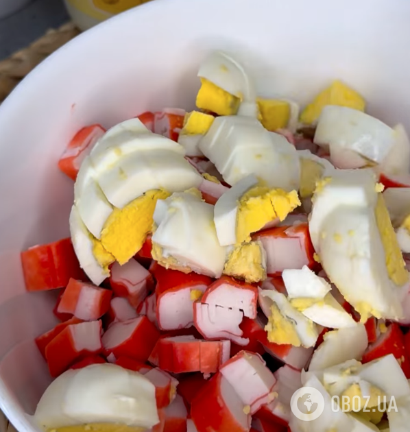 Легкий крабовий салат по-новому: ділимося оригінальним рецептом