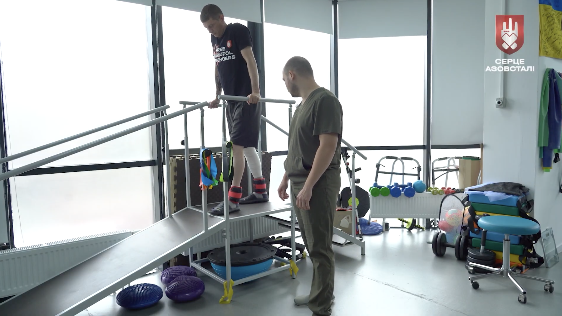 "Серце Азовсталі" допоможе оборонцю Маріуполя Артуру Глєбову відновити здоровʼя після більш ніж трьох років полону