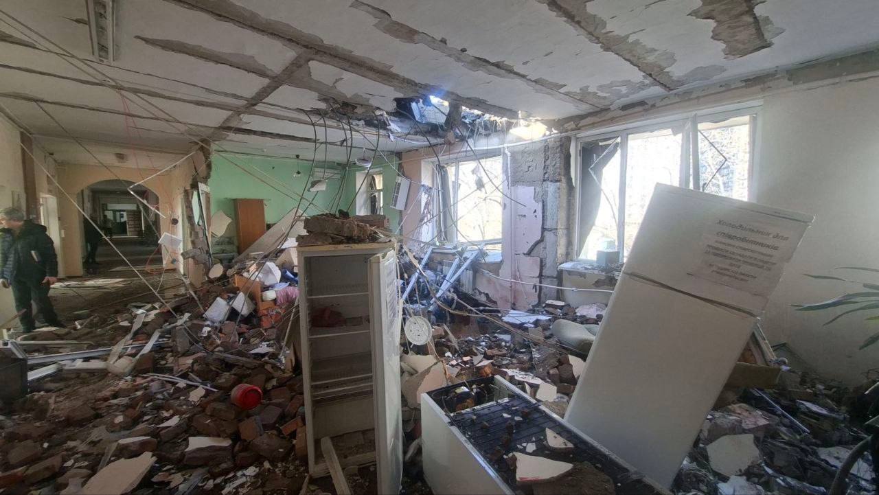 В Одесі окупанти влучили в пологовий і житлові будинки: є жертви, серед поранених – дитина. Фото