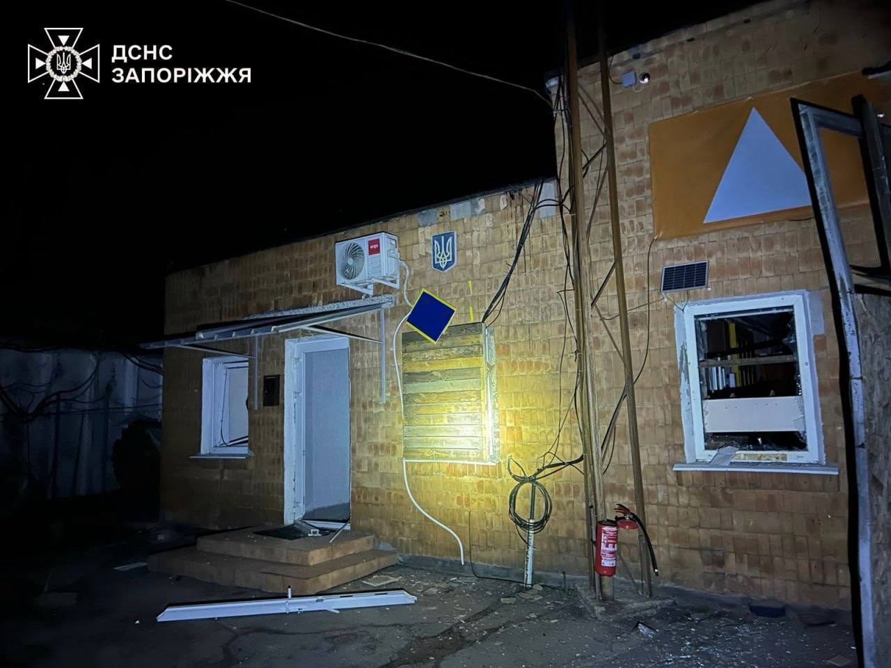 Армия России обстреляла пожарно-спасательное подразделение в прифронтовом городе на Запорожье