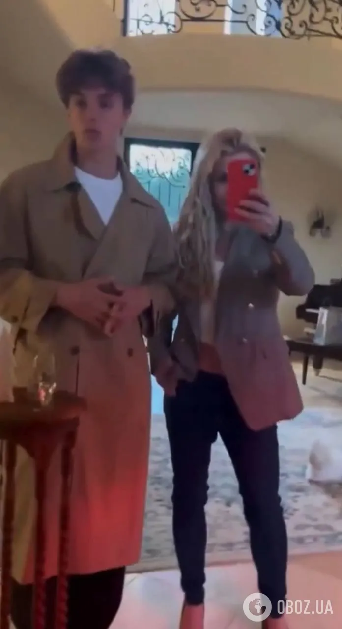 Брітні Спірс вперше вийшла на зв'язок після арешту за "п'яне" водіння: який вигляд зараз має співачка. Відео