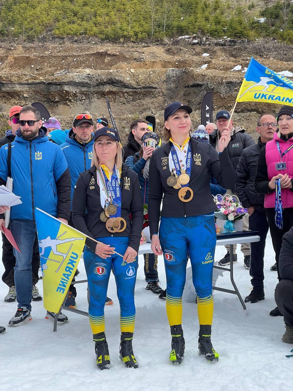 Появилось видео церемонии прощания с легендами украинского биатлона – Витой Семеренко и Еленой Пидгрушной. Олимпийские чемпионки официально завершили карьеру.