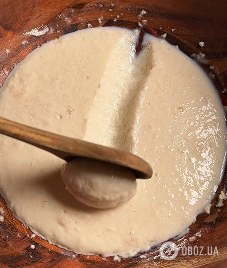 Ароматна і пухка паска за бабусиним рецептом: як зробити вдале дріжджове тісто