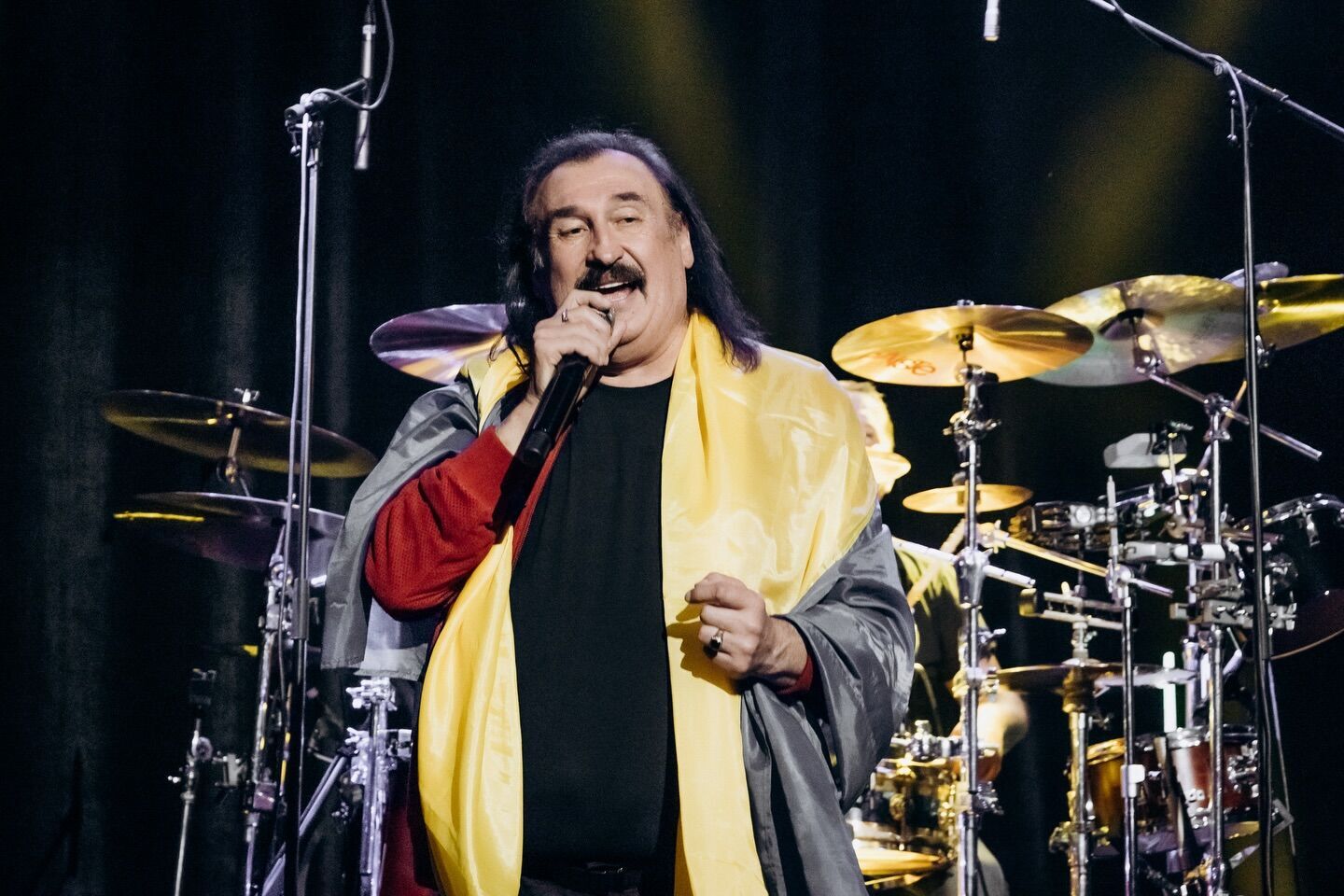 Ця пісня передбачає майбутнє: "VIP Тернопіль" переспівали хіт Степана Гіги і показали мрію кожного українця. "Запальне" відео