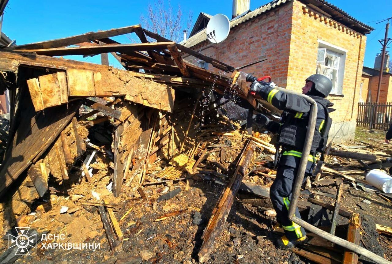 У Харкові ворожий дрон влучив у приватний будинок: є постраждалі. Фото