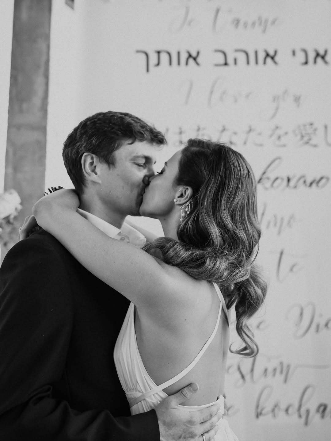 "Наша любовь не исчезла": украинская актриса Маремуха поставила точку в браке с мужем-иностранцем, с которым имела свободные отношения