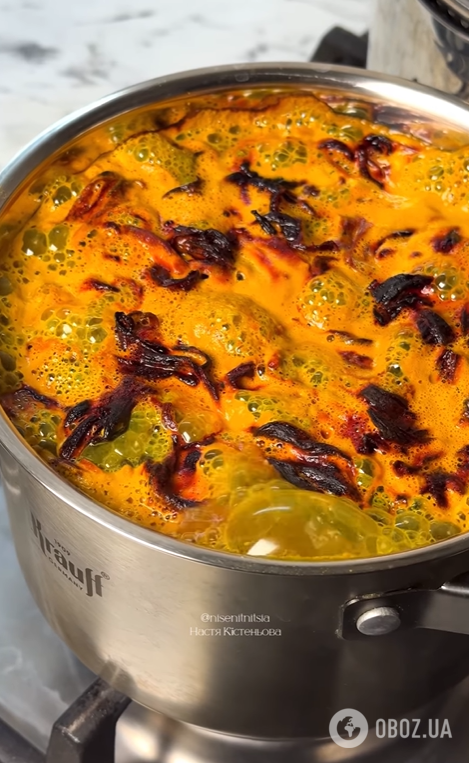 Змішайте куркуму і каркаде: як оригінально пофарбувати яйця на Великдень