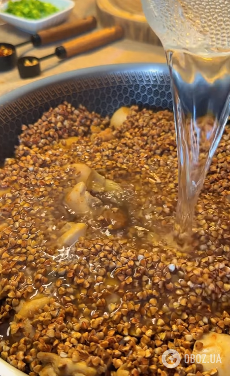 Не просто обыденная каша: как вкусно и сытно приготовить гречку на обед