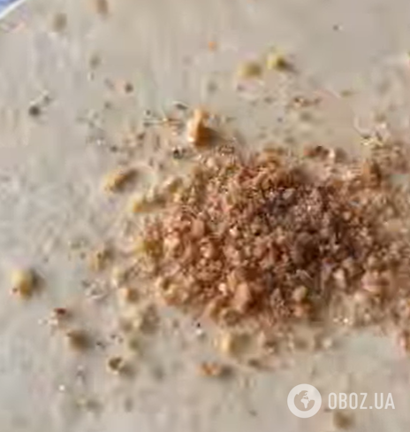 Как приготовить домашние рогалики к чаю: добавьте внутрь ореховую начинку