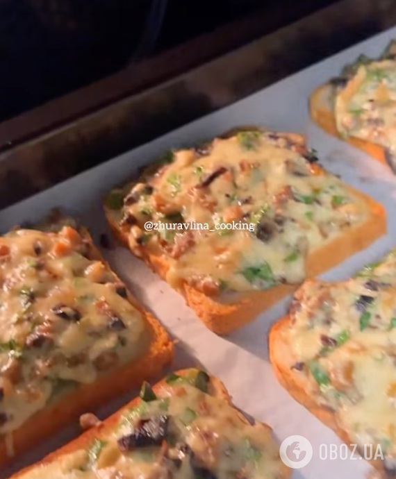 Горячие бутерброды по-новому: рецепт сытного и быстрого блюда для перекуса