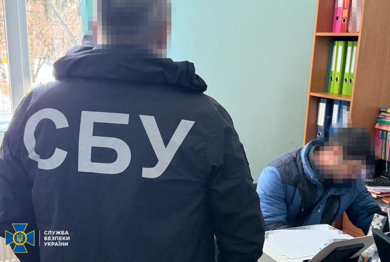 Пропонували за гроші вивезти за кордон: на Черкащині викрили ще 5 "ухилянтських схем". Фото
