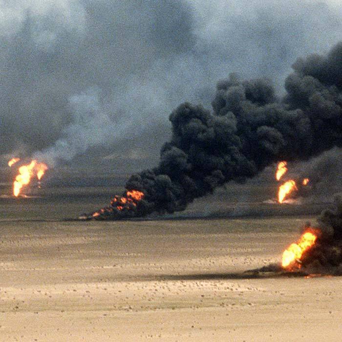 "Дать Путину веслом по морде и отобрать у Китая донора нефти": Бочкала назвал вероятные мотивы действий Трампа в Иране