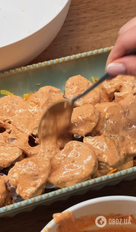 Хек под соусом в духовке: как вкусно приготовить бюджетную рыбу