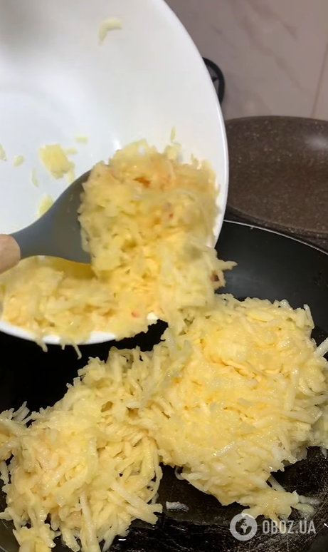 Сладкие блины с тушеными яблоками: делимся рецептом очень вкусного десерта к чаю