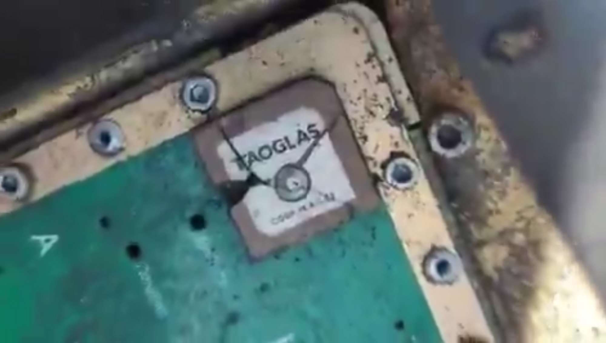 В уламках "Шахеда", який атакував британську авіабазу на Кіпрі, знайшли російську антену "Комета". Відео