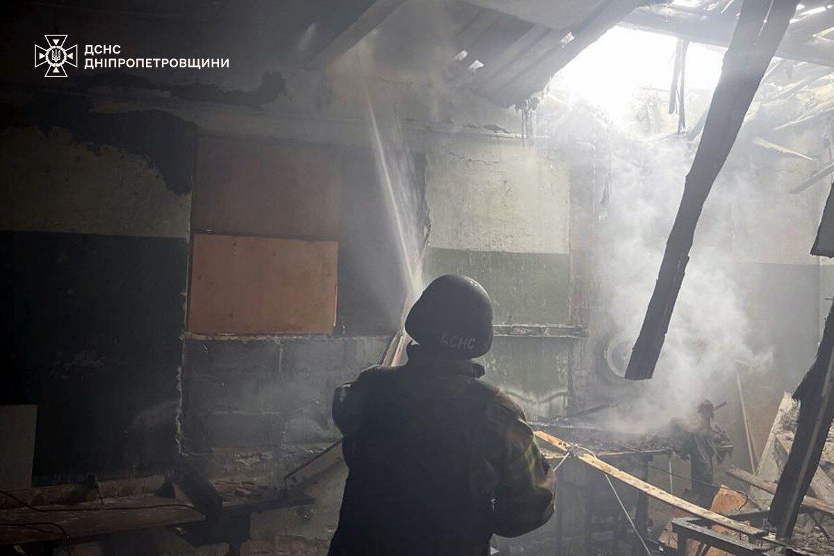 Росія атакувала Дніпропетровщину: загинула людина, багато поранених. Фото