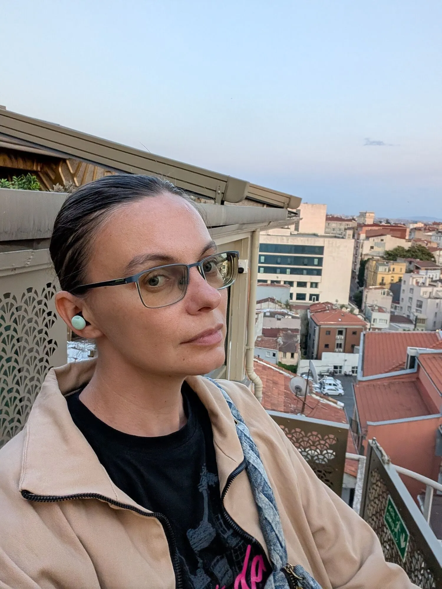 Навколо почесної консулки України в Домінікані розгорівся скандал через оголені фото: Вікторія Якимова відповіла хейтерам