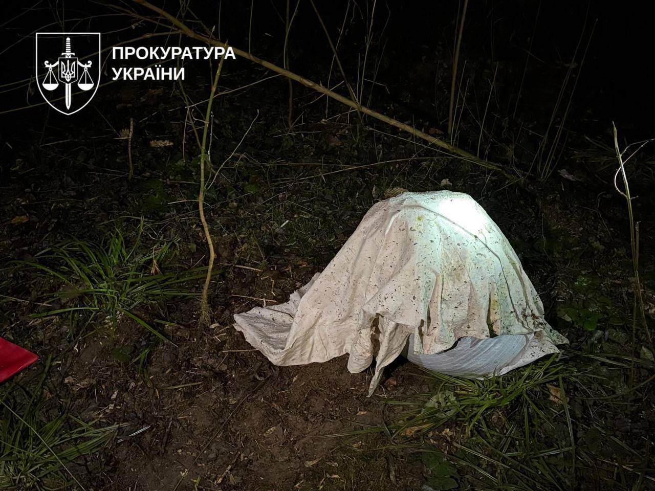 На Ивано-Франковщине разоблачили банду, которая занималась производством и сбытом наркотиков: изъято 165 кг амфетамина. Фото