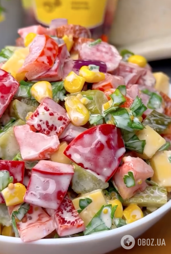 Сытный салат из овощей и колбасы: рецепт блюда для пасхального стола