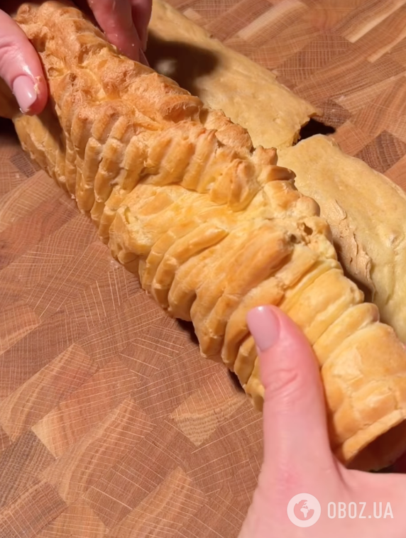 Вкуснее любого торта: рулет-эклер со сгущенным молоком и вкусным кремом