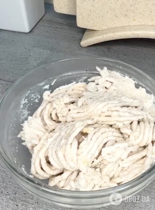 К борщу: очень вкусная намазка из сала, с чесноком и специями за 2 минуты