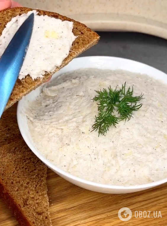 К борщу: очень вкусная намазка из сала, с чесноком и специями за 2 минуты