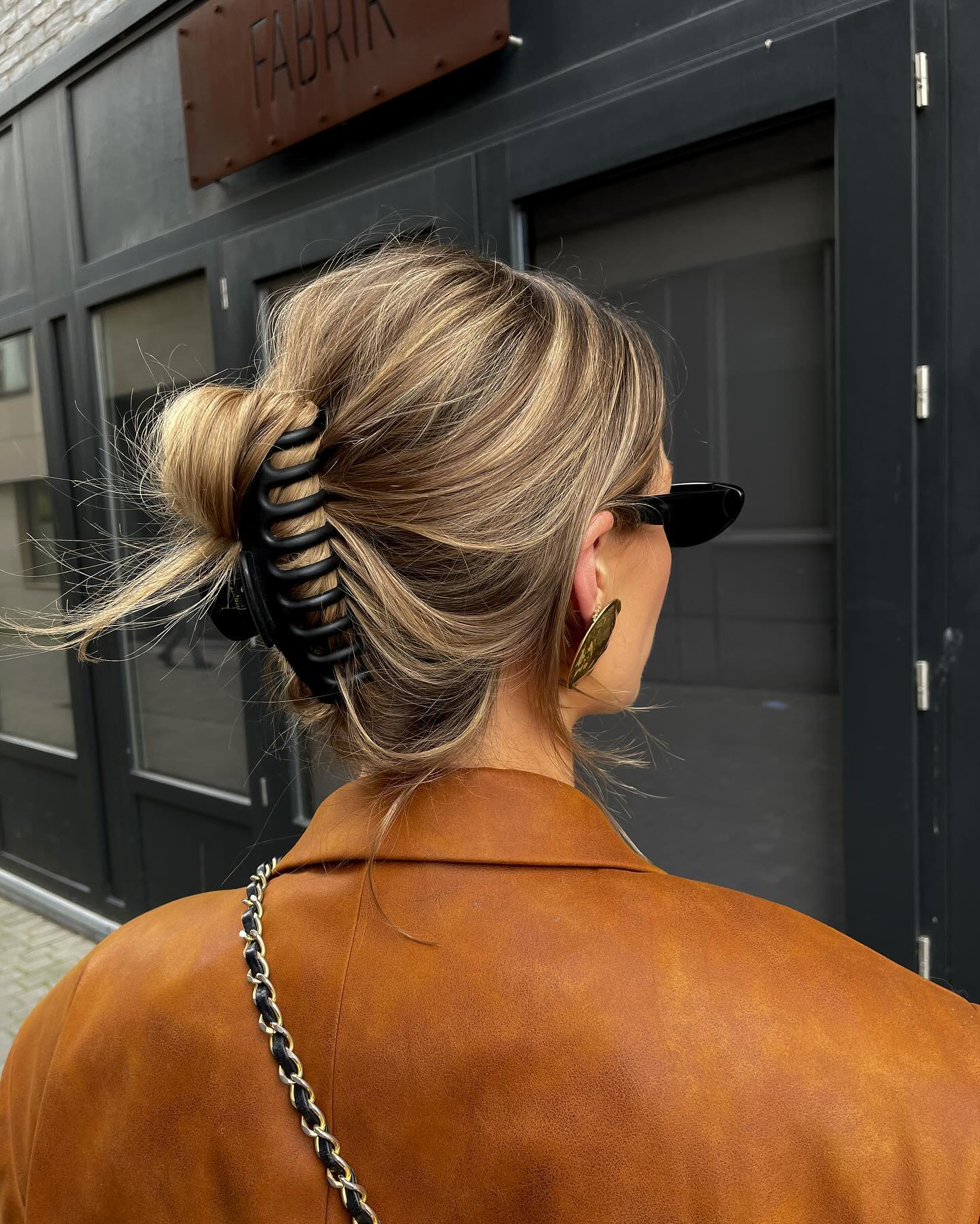 Какие прически уберегут волосы от секущихся кончиков: топ 3