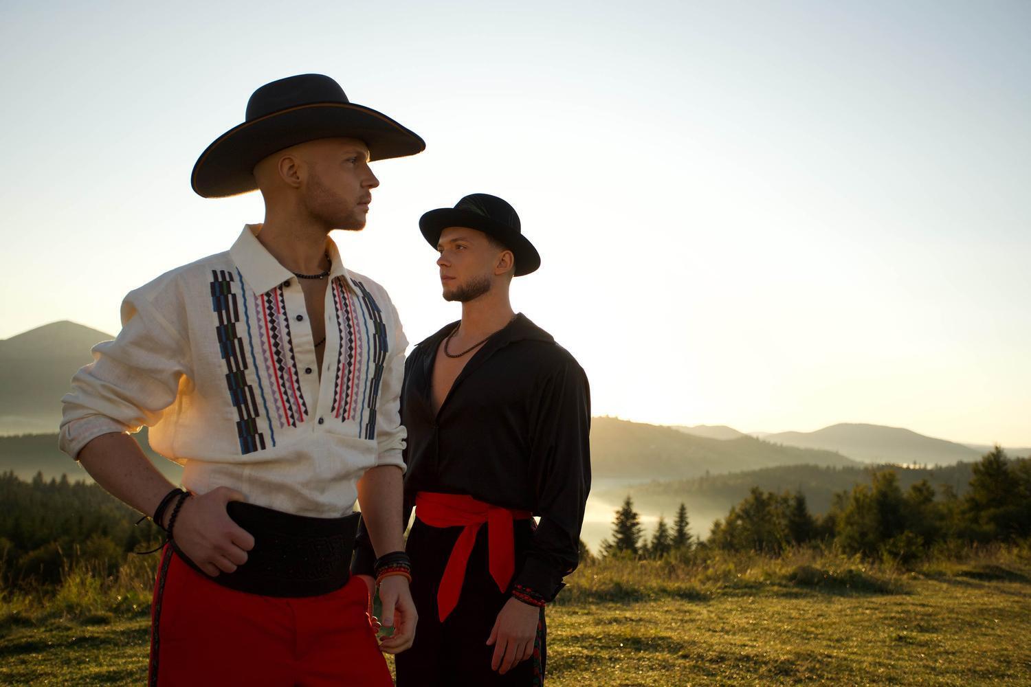 "Трембита знает": Vlad Darwin и Сергей Лазановский записали эмоциональный дуэт, вдохновленный символом украинских гор