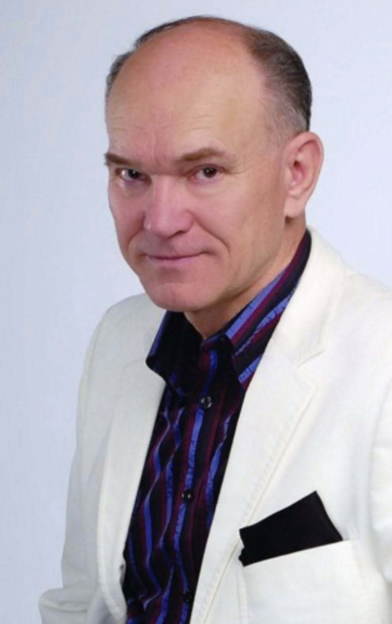 Тяжелая болезнь унесла жизнь народного артиста Украины и основателя группы "Соколы" Михаила Мацялко