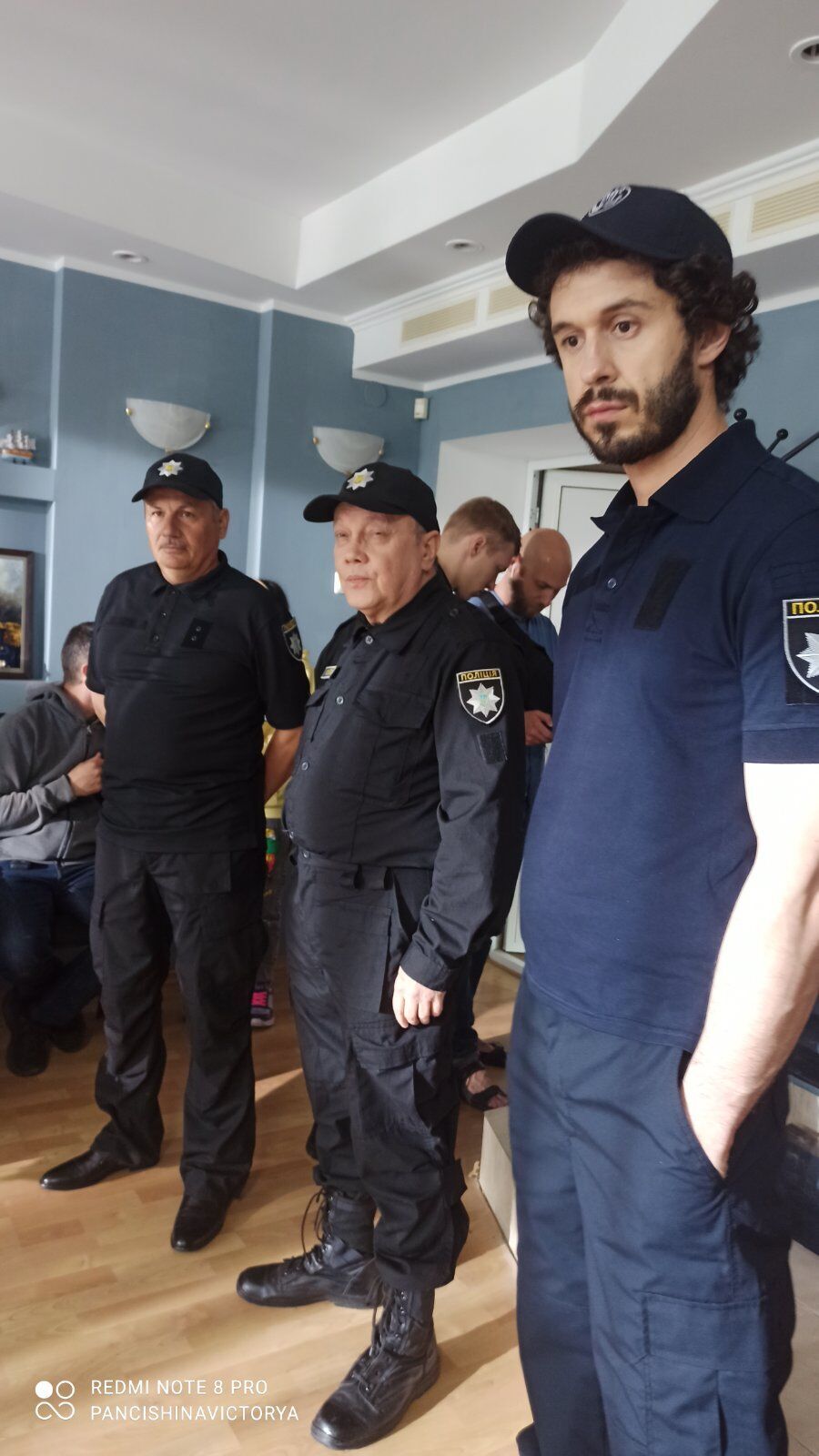 Срежиссировал собственные похороны и мечтал, чтобы прах развеяли над морем. Друзья Владимира Комарова – о его жизни и мистических совпадениях после смерти