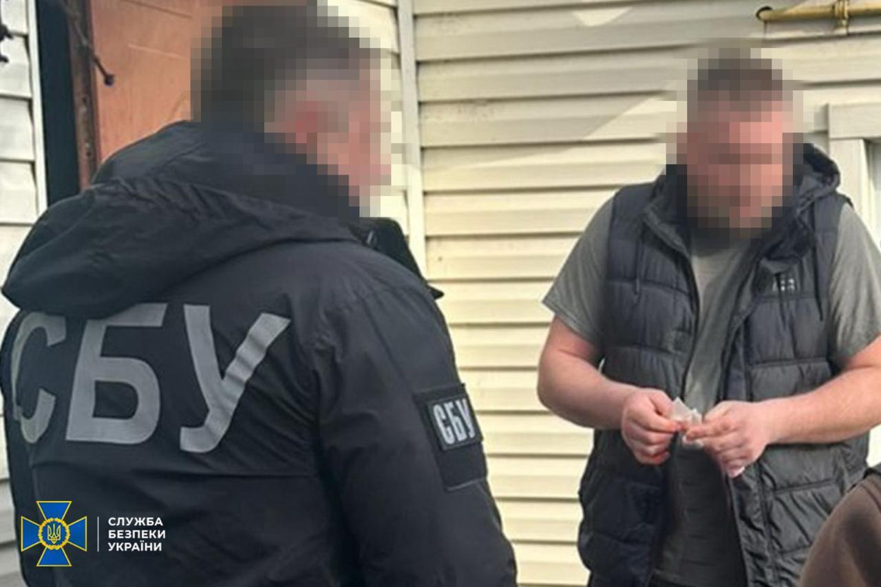 Торгували фальшивими документами: правоохоронці ліквідували ще п'ять "схем для ухилянтів" у трьох областях. Фото