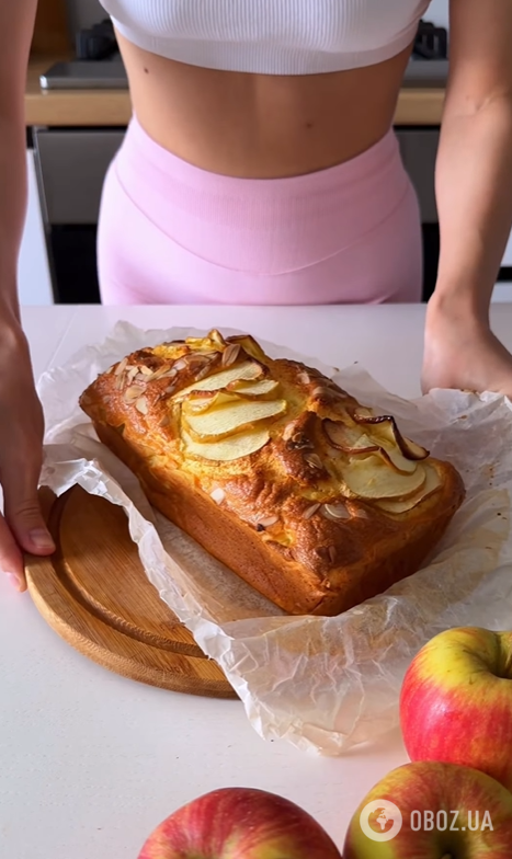 Пышная домашняя шарлотка без сахара: как приготовить низкокалорийный десерт