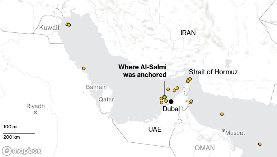 Иран атаковал кувейтский нефтяной танкер в порту Дубая: что известно