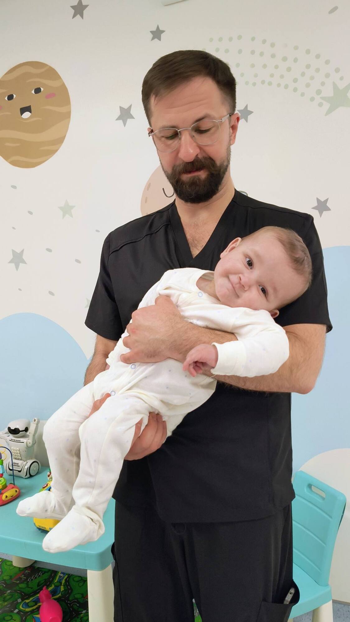 Операція тривала 12 годин: у Львові врятували 8-місячного хлопчика з критичною вадою серця. Фото