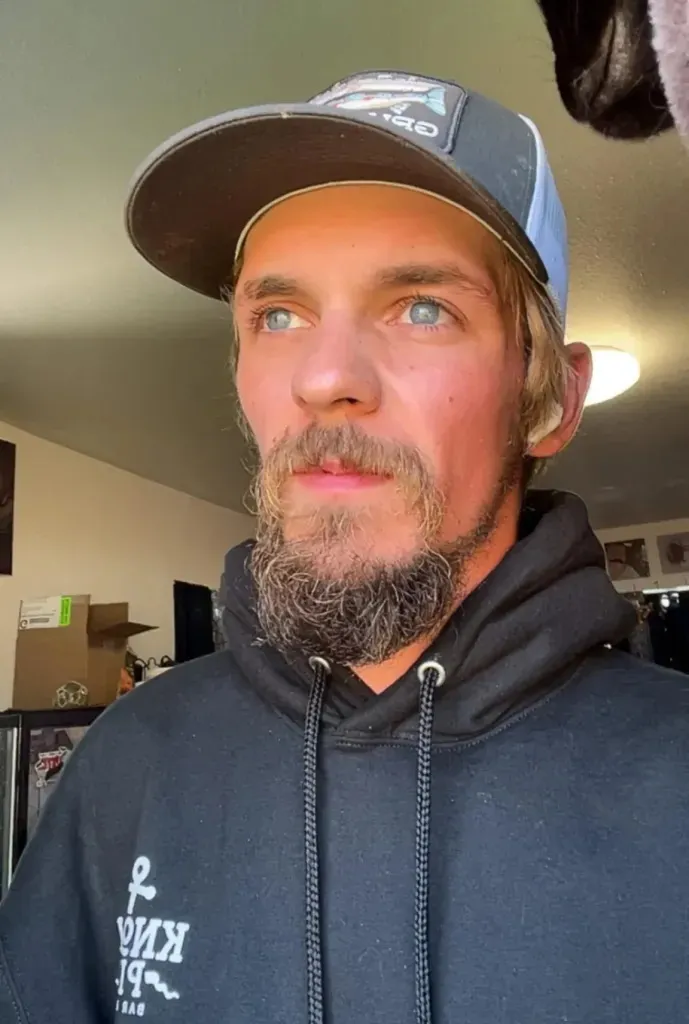 Зірку міжнародної спортивної риболовлі вбила риба, затягнувши за борт