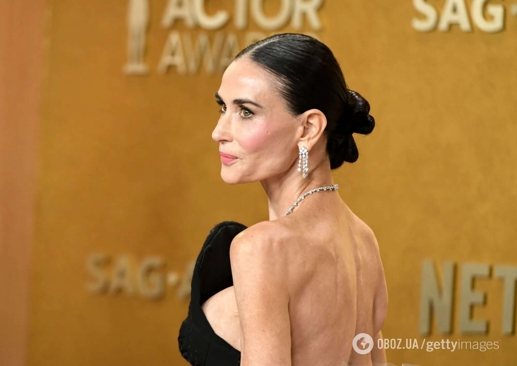 Новые фото 63-летней Деми Мур без фотошопа вызвали панику в сети