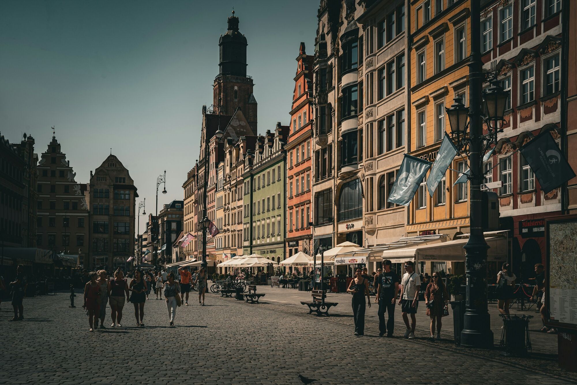 Безопасные и красивые: лучшие города в Европе для женских соло-путешествий