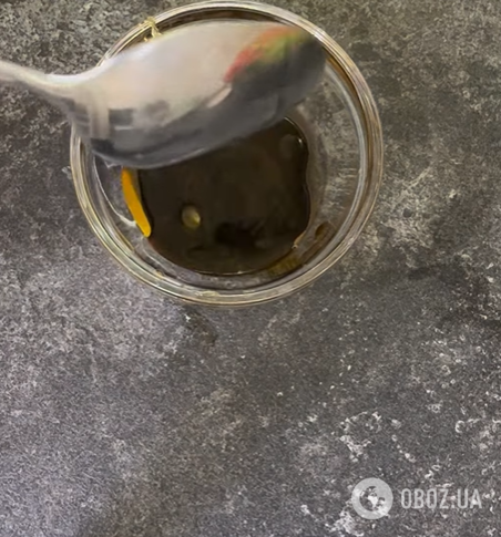 Смачний теплий салат з куркою та овочами: додайте легу заправку