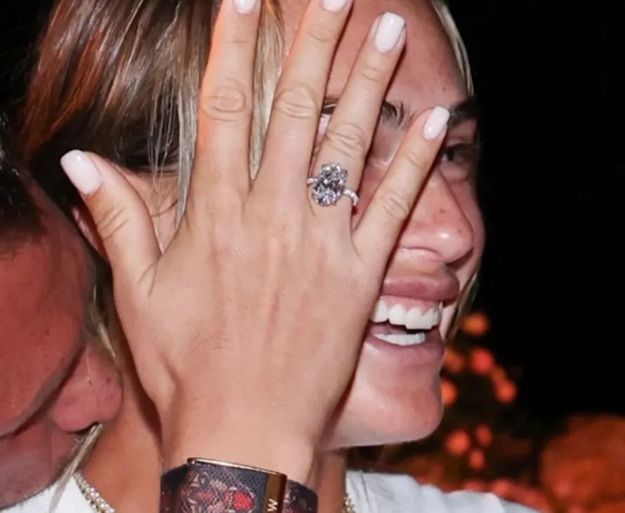 Найкращій тенісистці світу освідчився бразильський мільйонер, подарувавши каблучку за 3 млн доларів. Фото