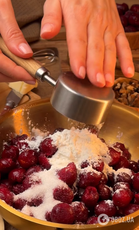 Пісний штрудель з вишнями: з чого приготувати смачний домашній десерт