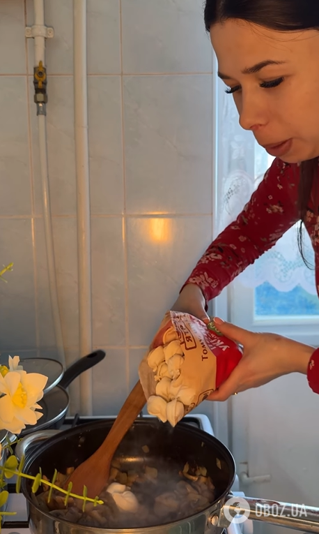 Як смачно приготувати заморожені пельмені на сковорідці: простий рецепт на вечерю